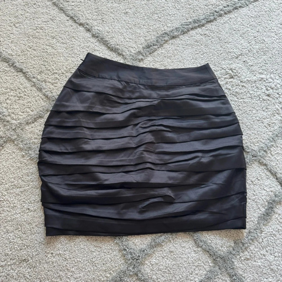 Express skirts silky satin black and black and white stripe pencil skirt 00 - Picture 8 of 9